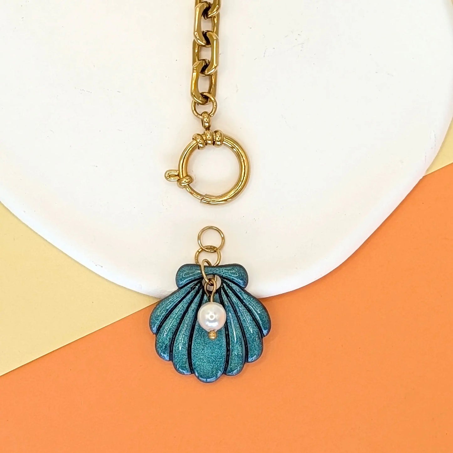 Pendentif "La Protectrice"